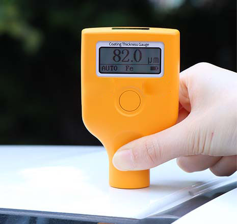 The car paint meter tests ferrous car body